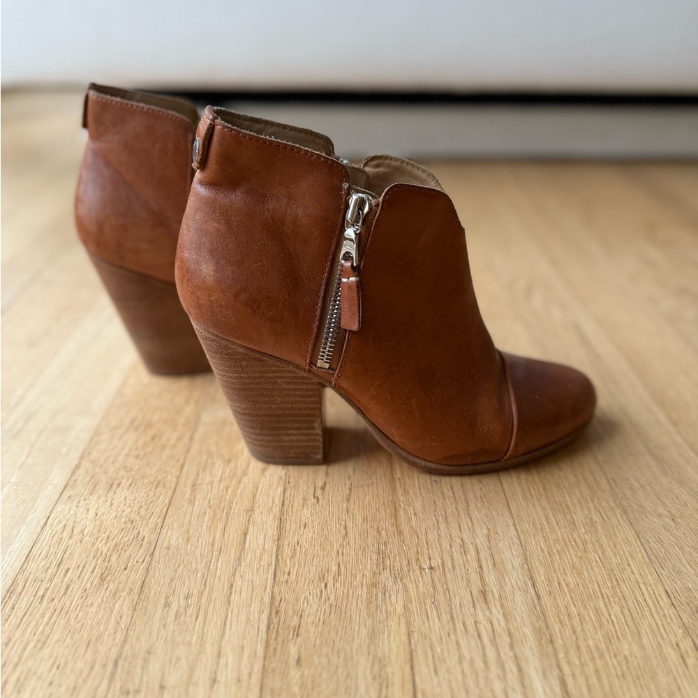 Rag & Bone Tan Leather Margot Booties, size 38.5 - Picture 6 of 7